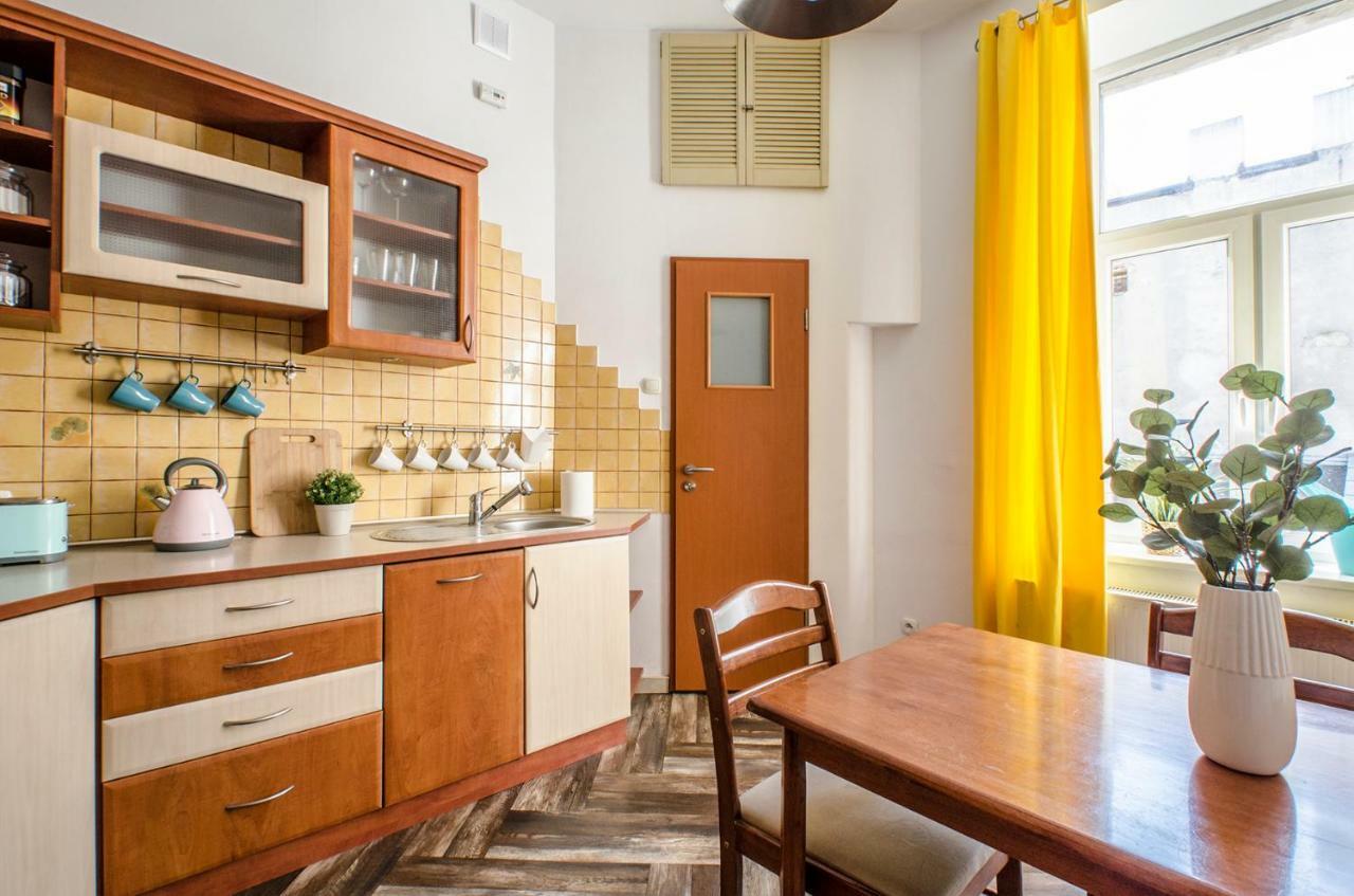 Ohmyhome - Kosciuszki Apartment